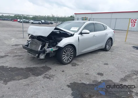 2017 Kia Cadenza Premium z USA, uszkodzony, nr VIN KNALC4J16H5080273